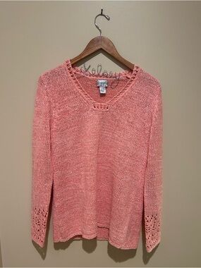 Chico's Pink Open-Knit V-Neck Sweater With Detailed Wrist Size 1 (US 8-10)